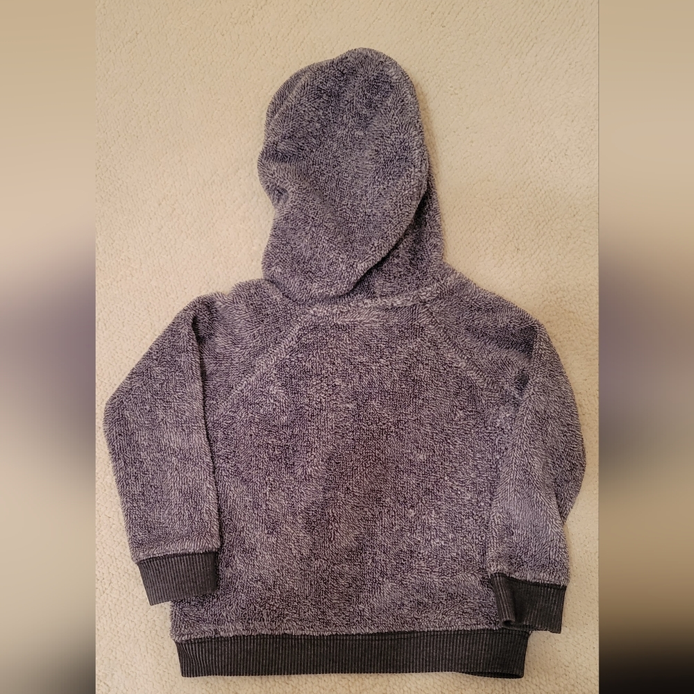 Sweatshirt - Picture 2 of 3
